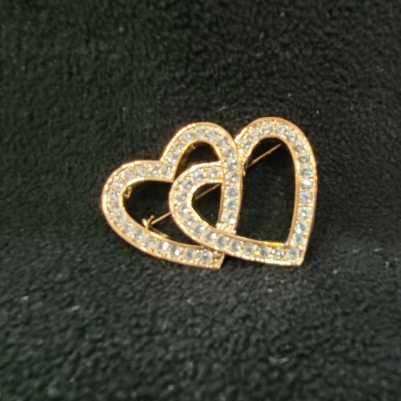 Double Heart Brooch - Picture 6 of 6